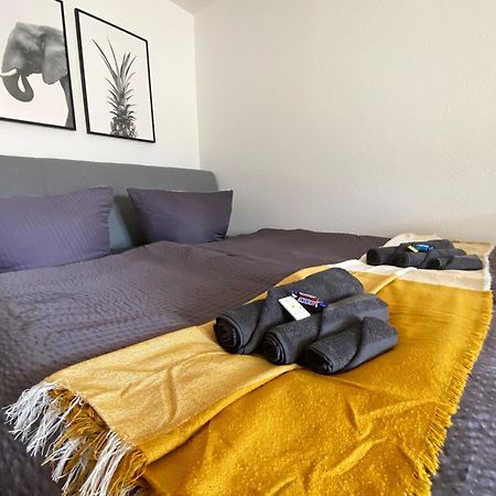Schoelerberg Apartment Mit Tiefgaragenparkplatz Und Kingsize-Bett Osnabrueck Luaran gambar