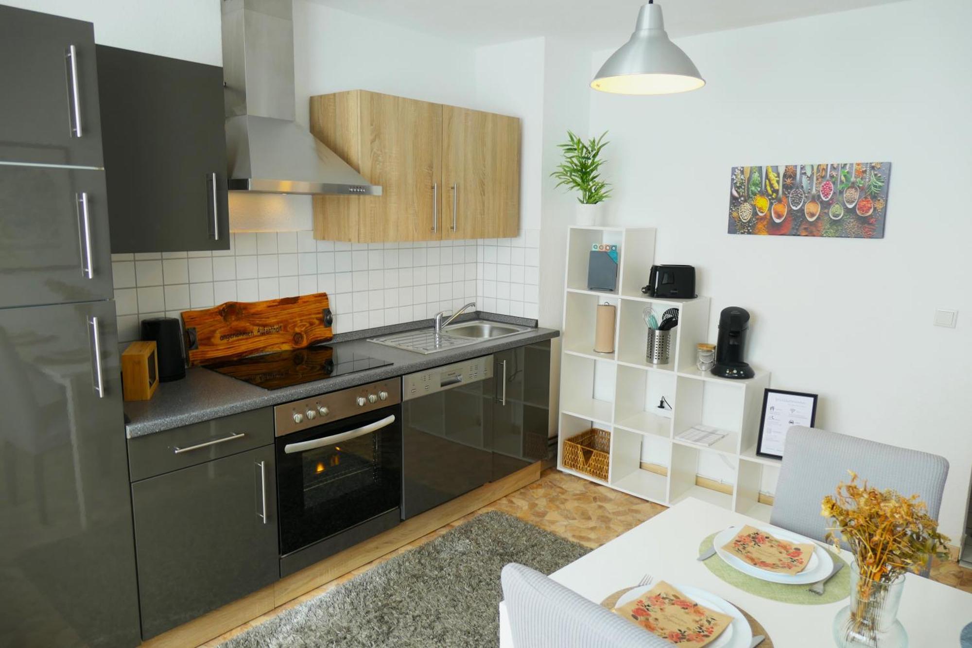 Schoelerberg Apartment Mit Tiefgaragenparkplatz Und Kingsize-Bett Osnabrueck Luaran gambar